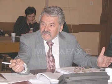 Preşedintele şi vicepreşedintele CJ Hunedoara, reţinuţi de DNA